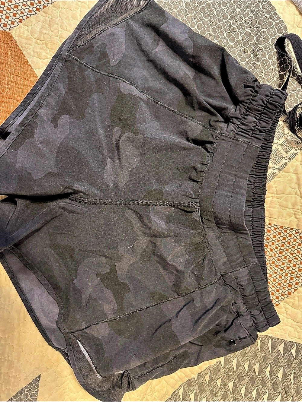 Lululemon Tracker Short V *4" Camo Athletic Shorts